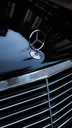 Mercedes-Benz Logo